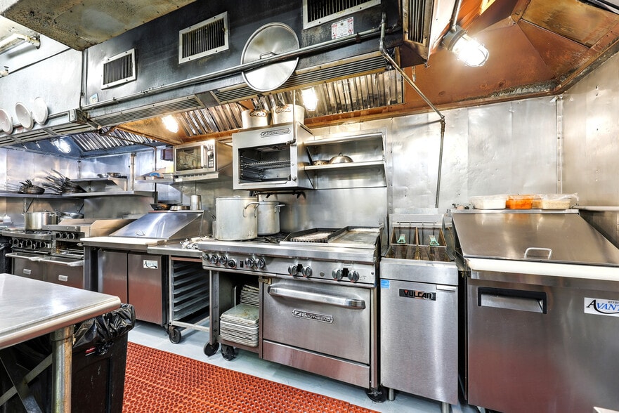 More Photos Of 102 San Marco Ave, Saint Augustine Restaurant For Sale