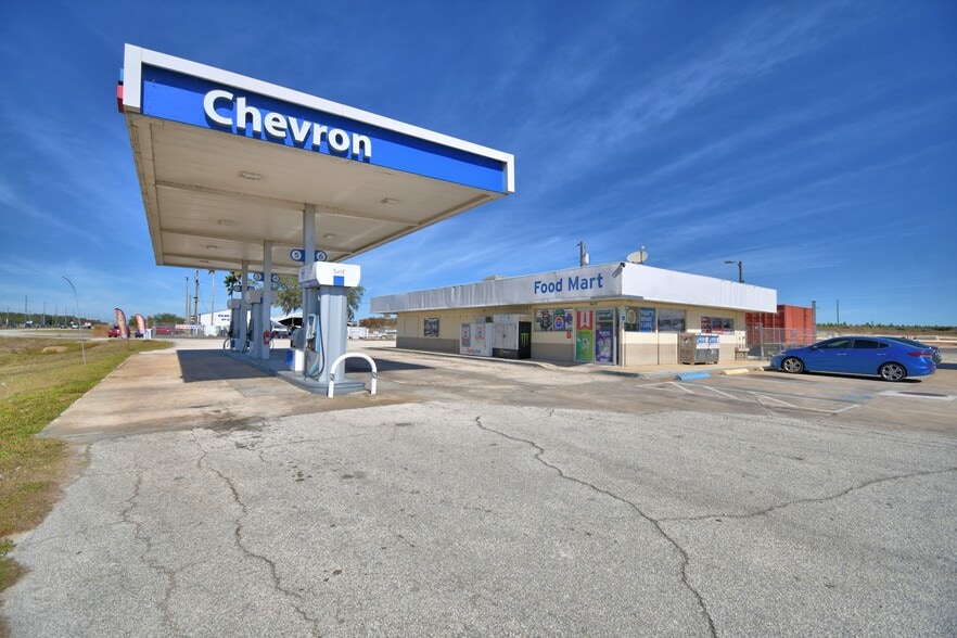 More Photos Of 16311 Highway 27, Lake Wales Service Station For Sale