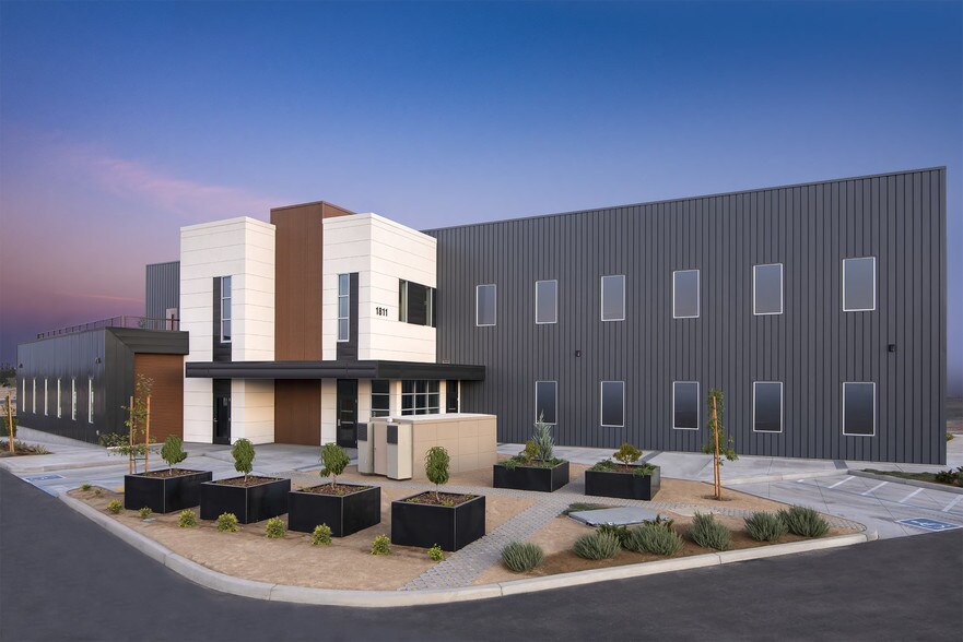 Primary Photo Of 1811 Concord Avenue, Chico Office For Lease