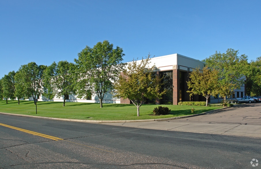 Primary Photo Of 4155 N Berkshire Ln, Plymouth Warehouse For Lease