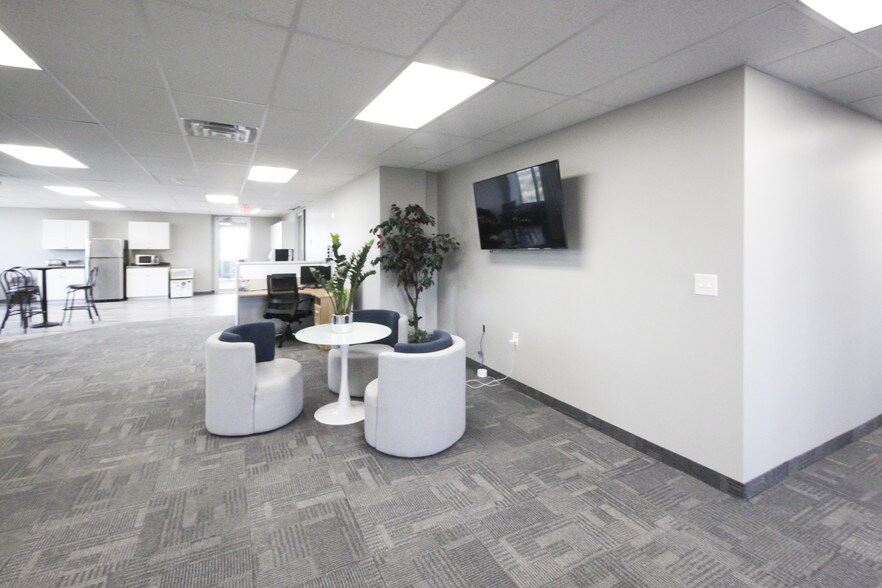 More Photos Of 27801 Euclid Ave, Euclid Office Residential For Lease