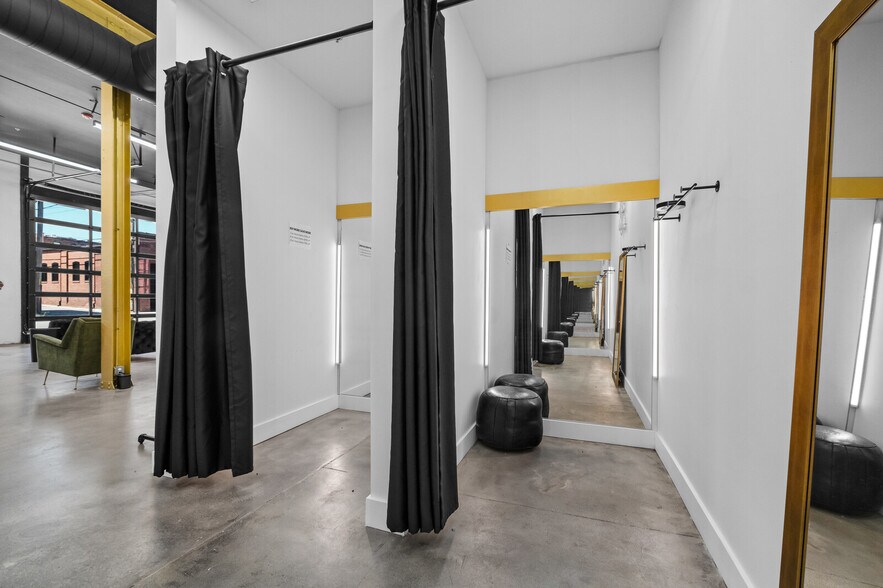 More Photos Of 124 S Joplin Ave, Joplin Warehouse For Sale