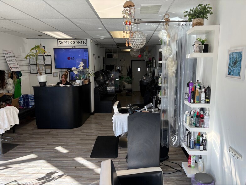 More Photos Of 1906-1914 Springfield Ave, Maplewood Storefront For Lease
