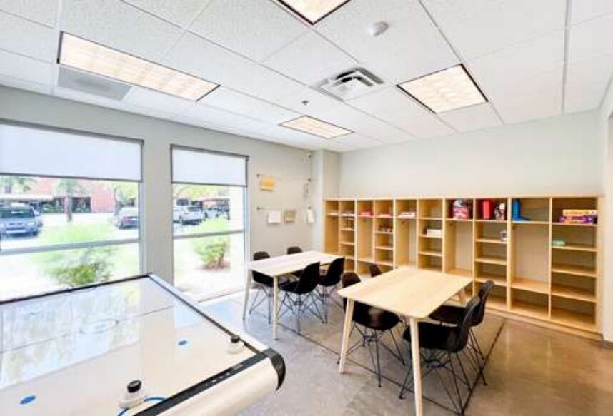 More Photos Of 2045 S Vineyard, Mesa Medical For Sale