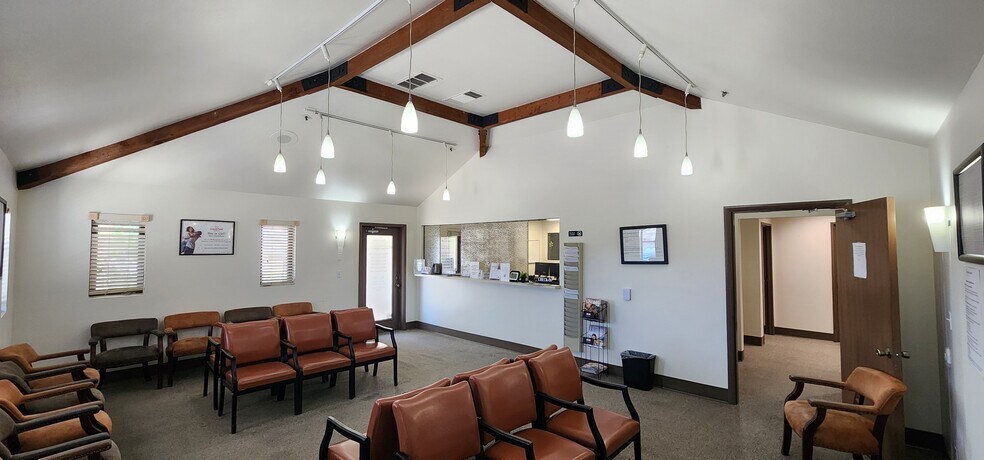 More Photos Of 919 12th Pl, Prescott Medical For Sale