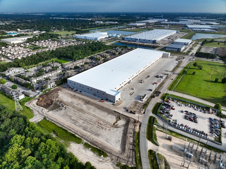Primary Photo Of Deer Trail Drive and West Road, Houston Industrial For Lease