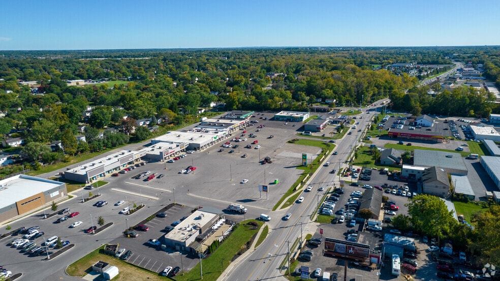 More Photos Of 5926-5992 Westerville Rd, Westerville Unknown For Lease