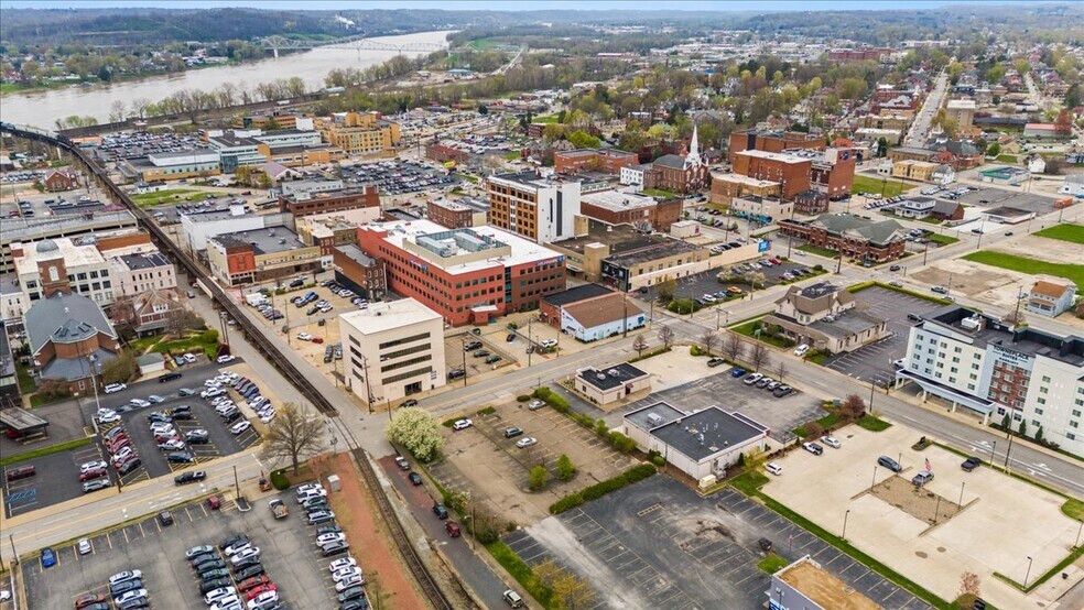 More Photos Of 601 Avery St, Parkersburg Office For Sale