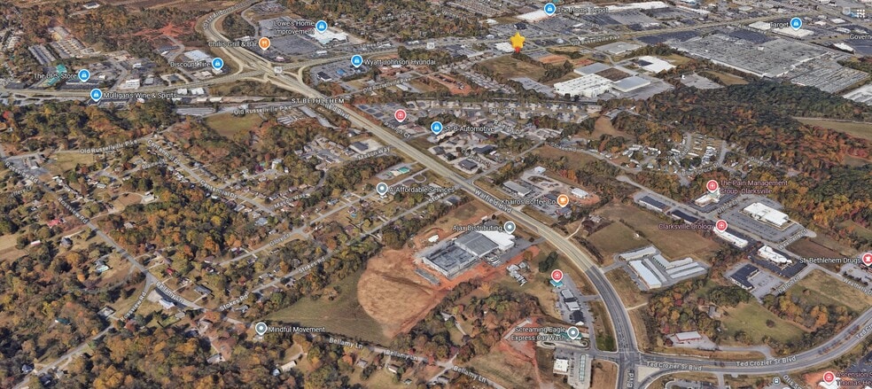 More Photos Of 2585 Old Russellville Pike, Clarksville General Retail For Lease