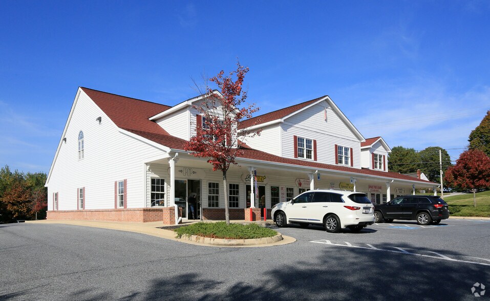 Primary Photo Of 107 Mt Carmel Rd, Parkton Storefront For Lease