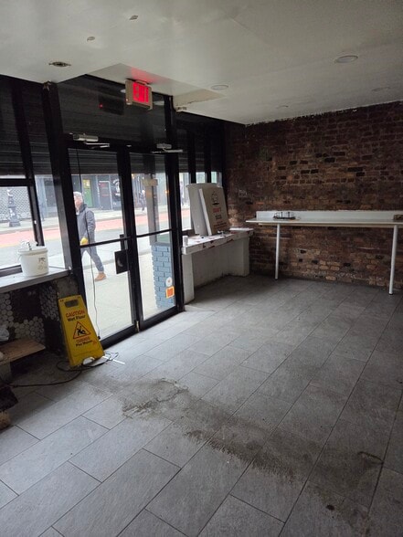More Photos Of 626 Manhattan Ave, Brooklyn Storefront Retail Residential For Lease