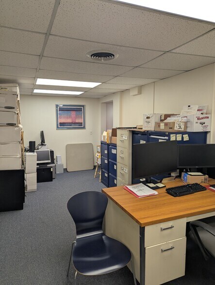More Photos Of 572-574 Newark Ave, Jersey City Office For Sale