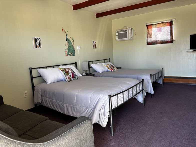 More Photos Of 215 E 3rd St, La Junta Hotel For Sale