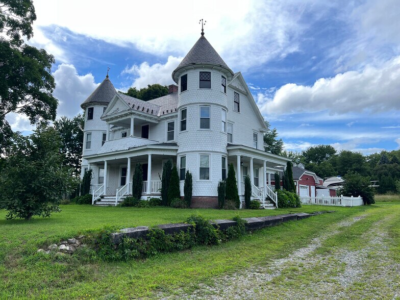 Primary Photo Of 482 Holyoke st, Ludlow Land For Sale