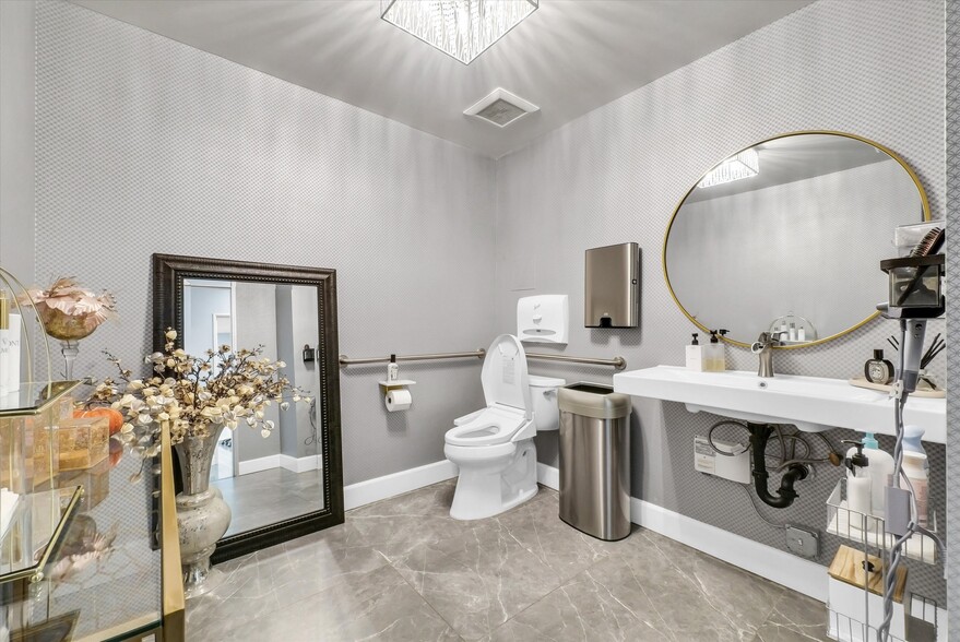 More Photos Of 14241-14261 Fern Ave, Chino Warehouse For Sale