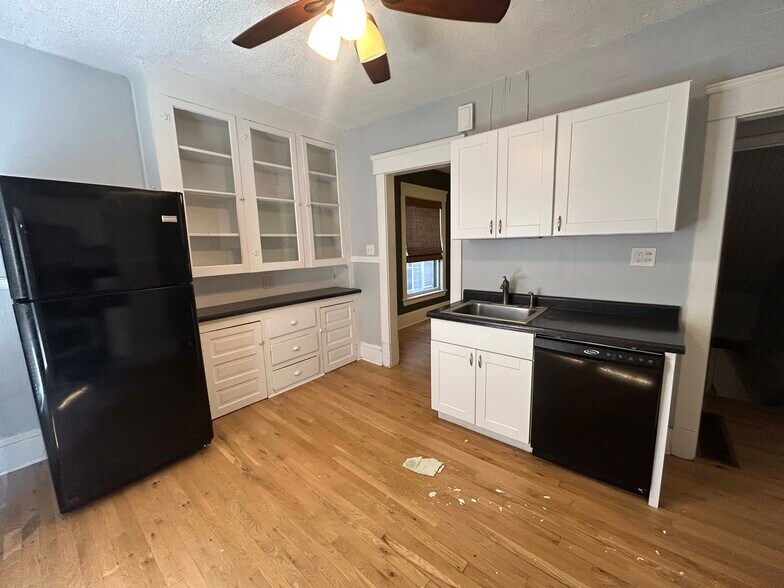 More Photos Of 4309 Clinton Ave, Cleveland Apartments For Sale