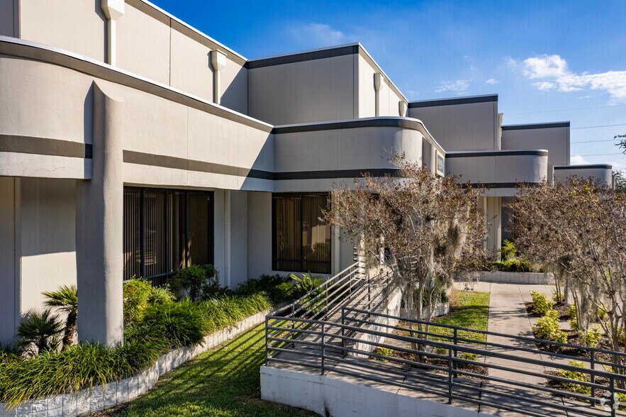 More Photos Of 4440 E Adamo Dr, Tampa Unknown For Lease