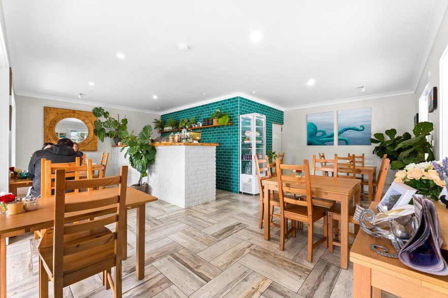 More Photos Of 5-7 Wallaga Lake Rd, Bermagui General Retail For Lease