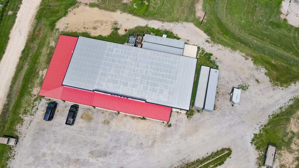More Photos Of 1307 US-84, Coleman Warehouse For Sale