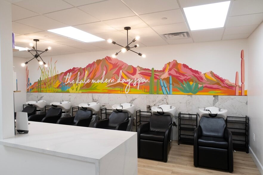 More Photos Of 5115 N Scottsdale Rd, Scottsdale Freestanding For Lease