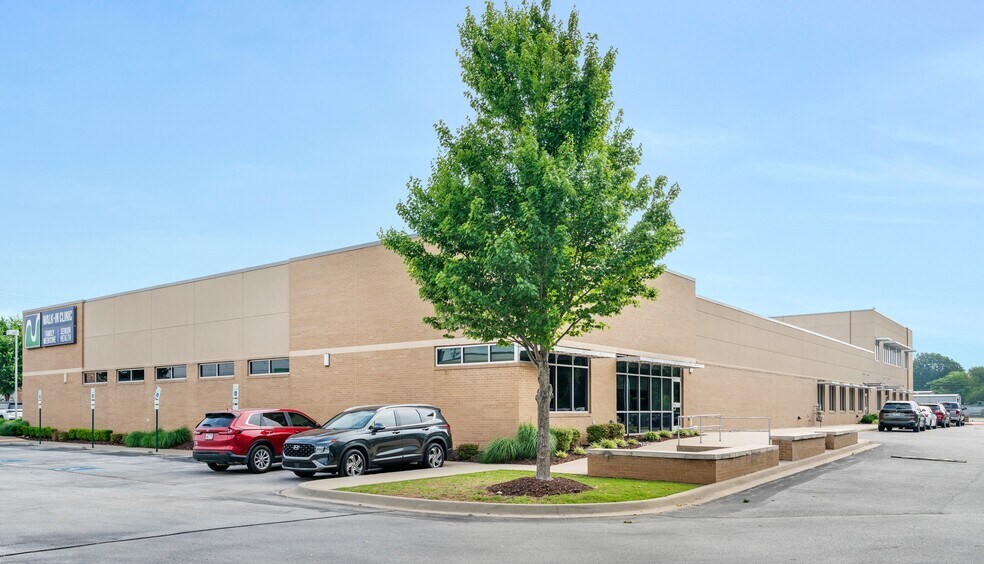 More Photos Of 4077 Elm Springs Rd, Springdale Medical For Sale