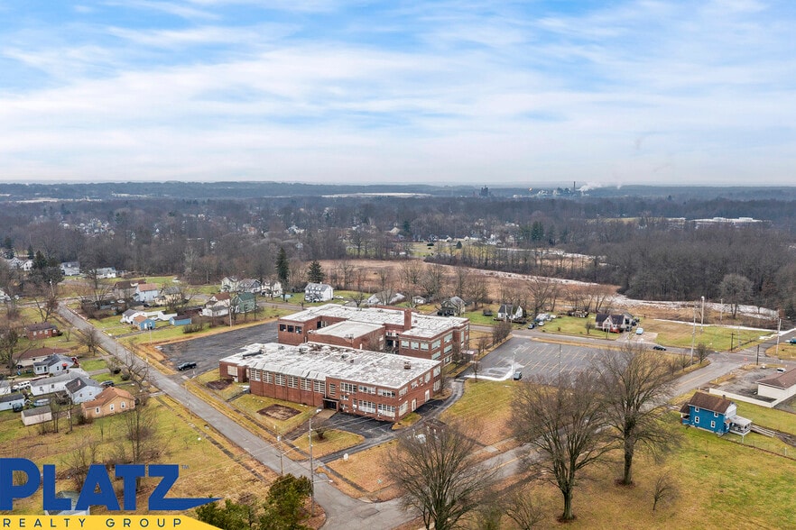 More Photos Of 1230 Palmyra Rd, Warren Schools For Sale