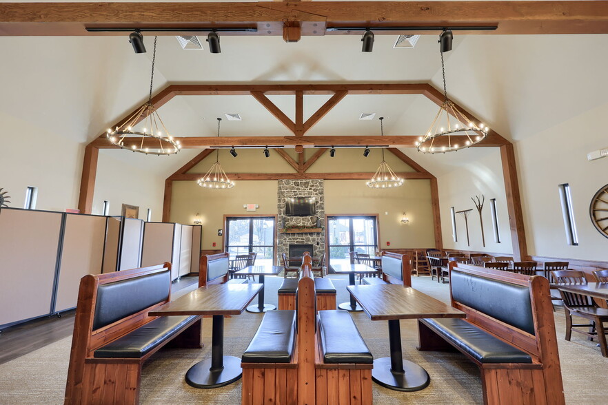 More Photos Of 3610 Newport rd, Intercourse Specialty For Lease