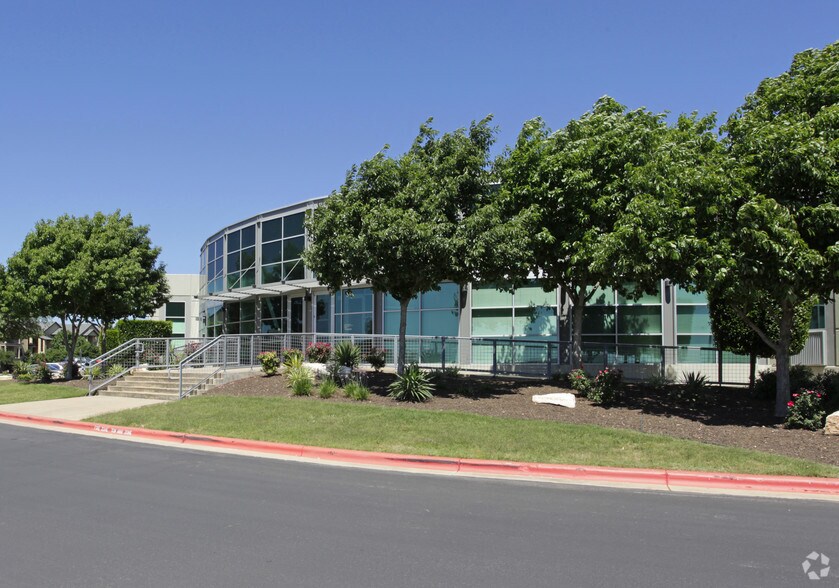 More Photos Of 12708 Riata Vista Cir, Austin Office For Lease