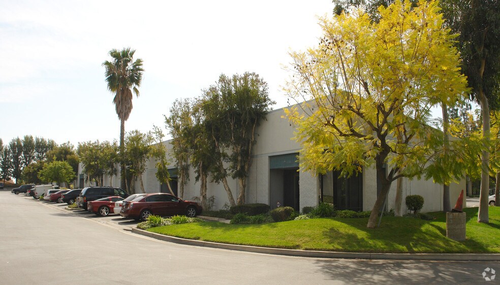 More Photos Of 2950 Saturn St, Brea Warehouse For Lease