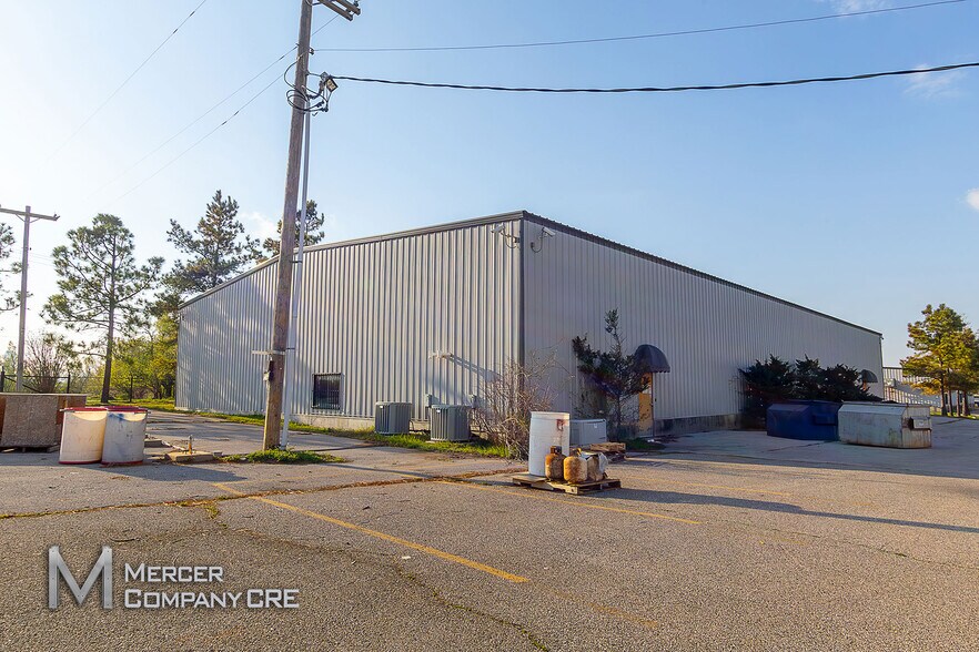 More Photos Of 340 S Eckroat St, Oklahoma City Unknown For Lease