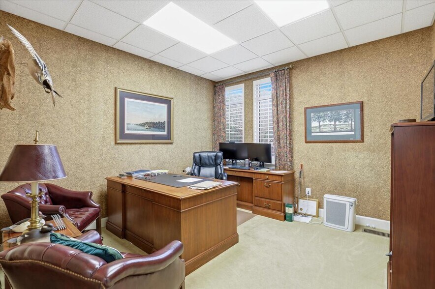 More Photos Of 2120 N Queen St, Kinston Office For Lease