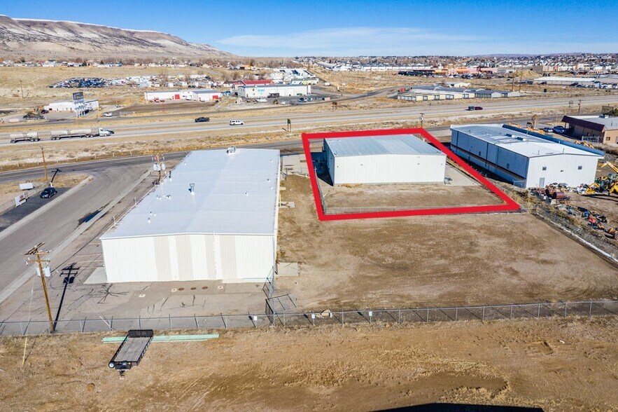 More Photos Of 2050 Sunset Dr, Rock Springs Warehouse For Lease