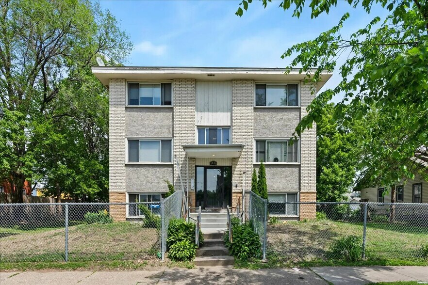More Photos Of 3021 Longfellow Ave, Minneapolis Apartments For Sale