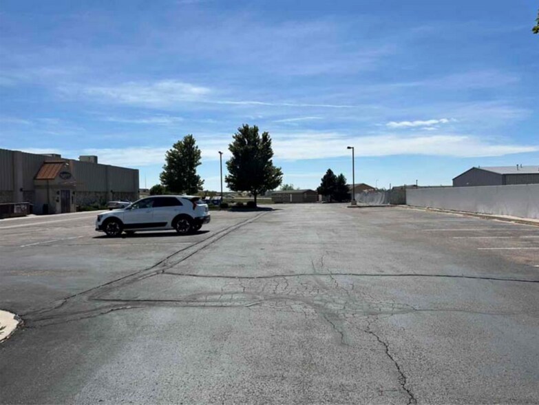 More Photos Of 5957 Terminal Avenue Ave, Colorado Springs Bar For Sale