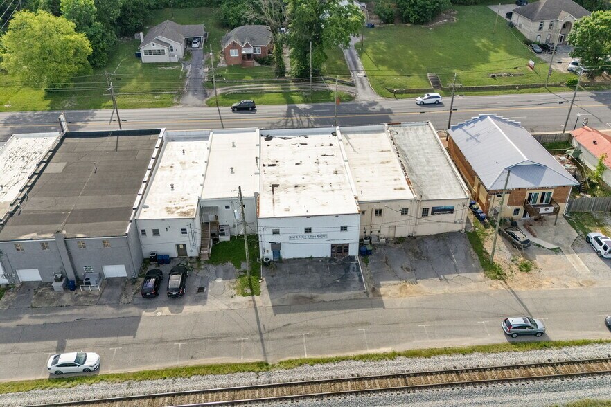 More Photos Of 140 1st S, Alabaster Storefront For Sale