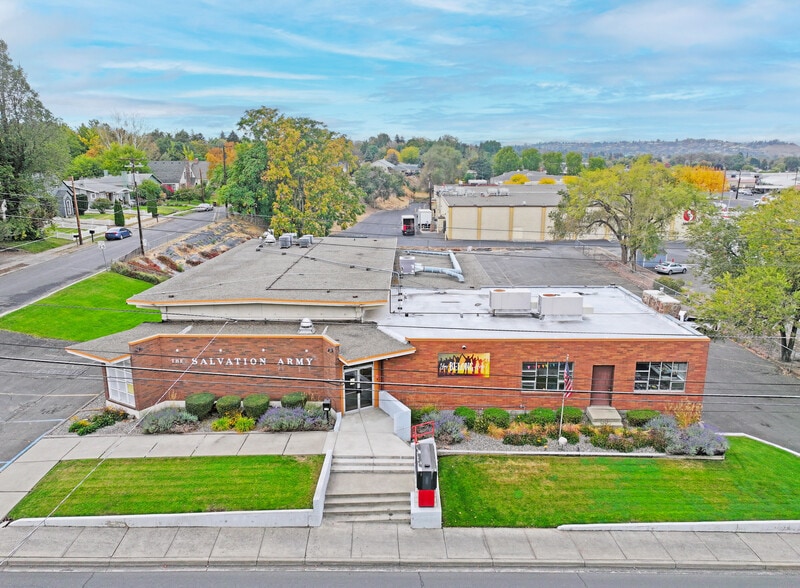 More Photos Of 310 N 16th Ave, Yakima Office For Sale
