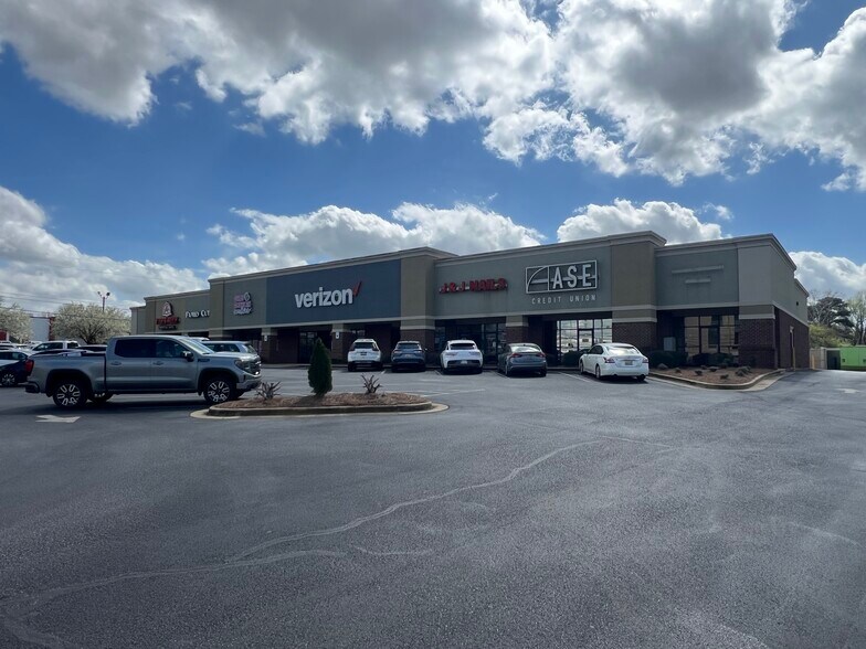 More Photos Of 2130-2146 Cobbs Ford Rd, Prattville Freestanding For Lease