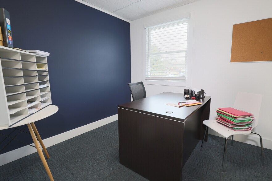 More Photos Of 322 Ballston Ave, Schenectady Office For Sale