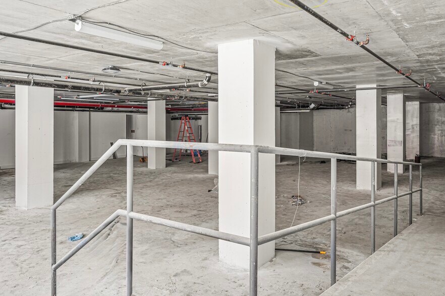 More Photos Of 32-03 39th Ave, Long Island City Apartments For Lease