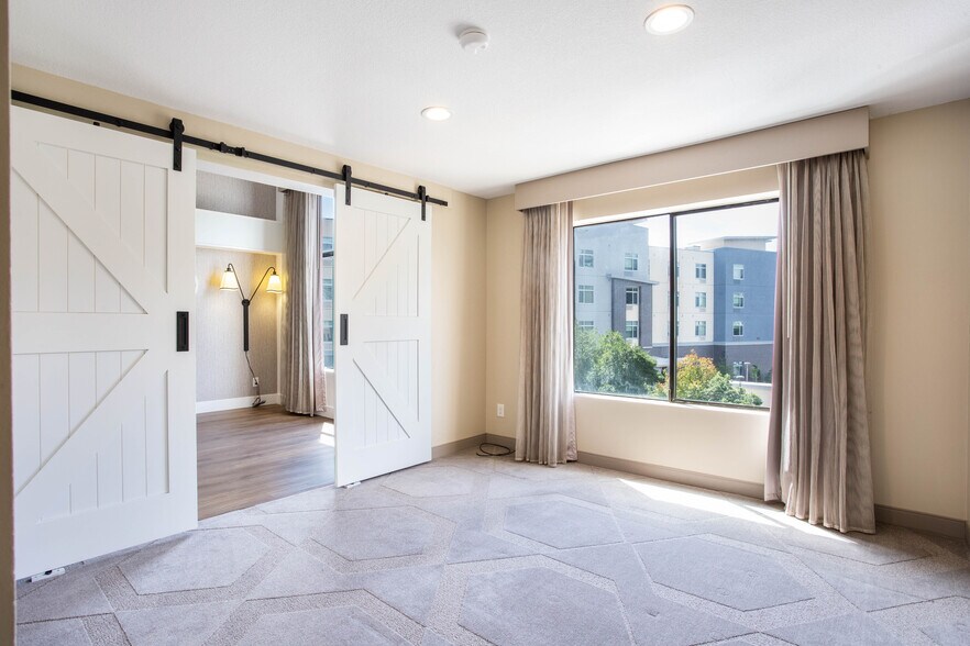 More Photos Of 11260 Point East Dr, Rancho Cordova Apartments For Sale