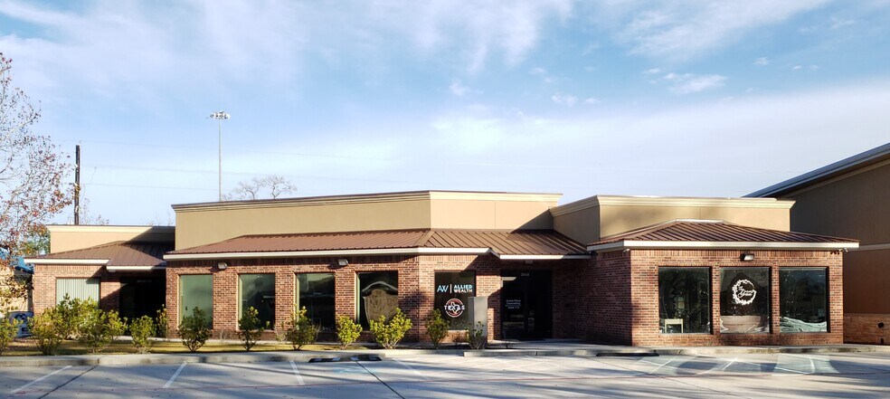 More Photos Of 26410 Oak Ridge Dr, The Woodlands Medical For Sale