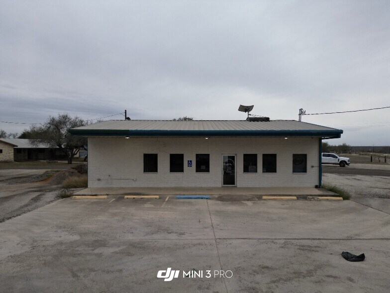 More Photos Of 866 FM 99, Whitsett Storefront For Sale