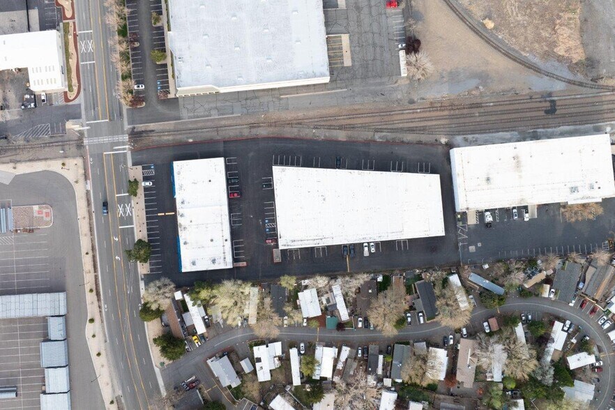 More Photos Of 755 E Greg St, Sparks Light Distribution For Lease