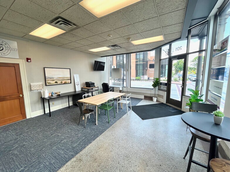 Primary Photo Of 201 W Main St, Plainfield Office For Lease