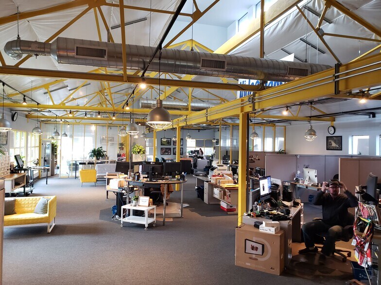 Primary Photo Of 645 Mangrove Ave, Chico Loft Creative Space For Lease