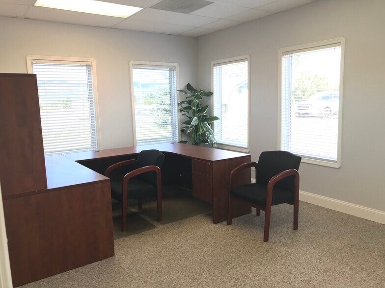 More Photos Of 1832 Woodmoor Dr, Monument Office For Lease