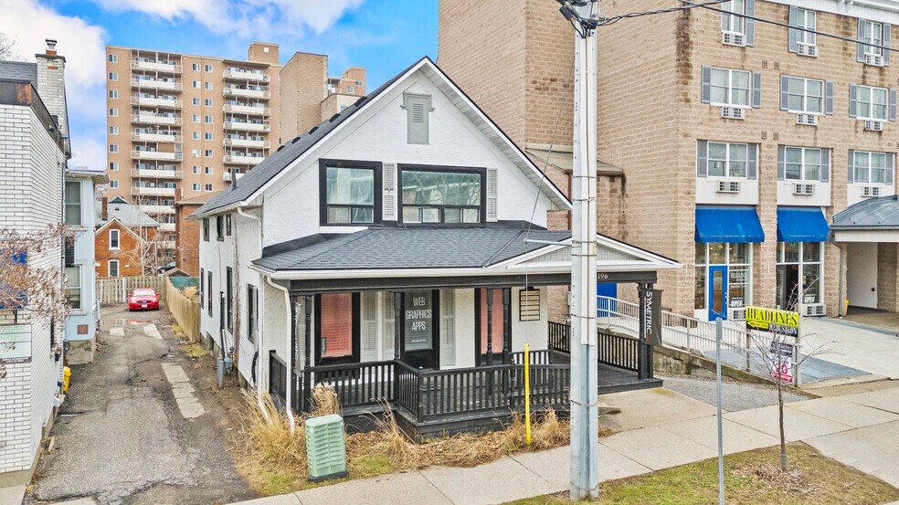 More Photos Of 196 King St, St Catharines Office For Sale