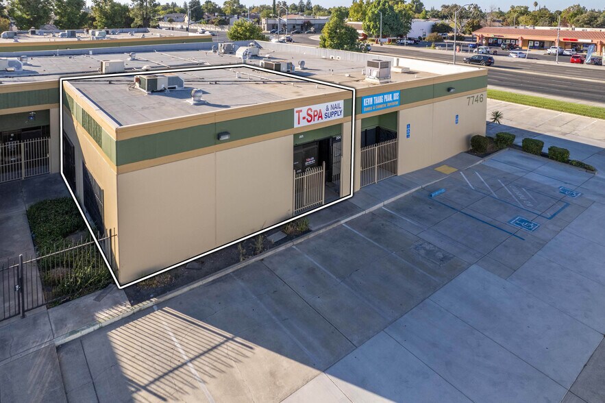 More Photos Of 7746 Lorraine Ave, Stockton Service For Lease