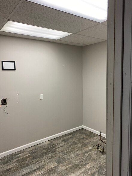 More Photos Of 2208-2412 State Route 52, Pine Bush Freestanding For Lease