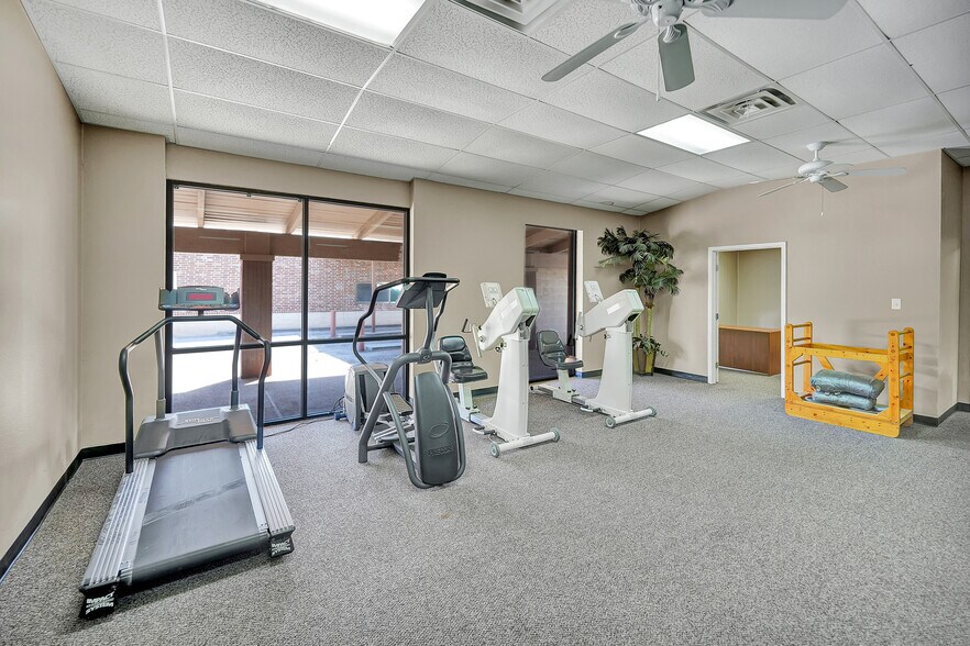 More Photos Of 2651 John Ben Shepperd Pky, Odessa Office For Sale